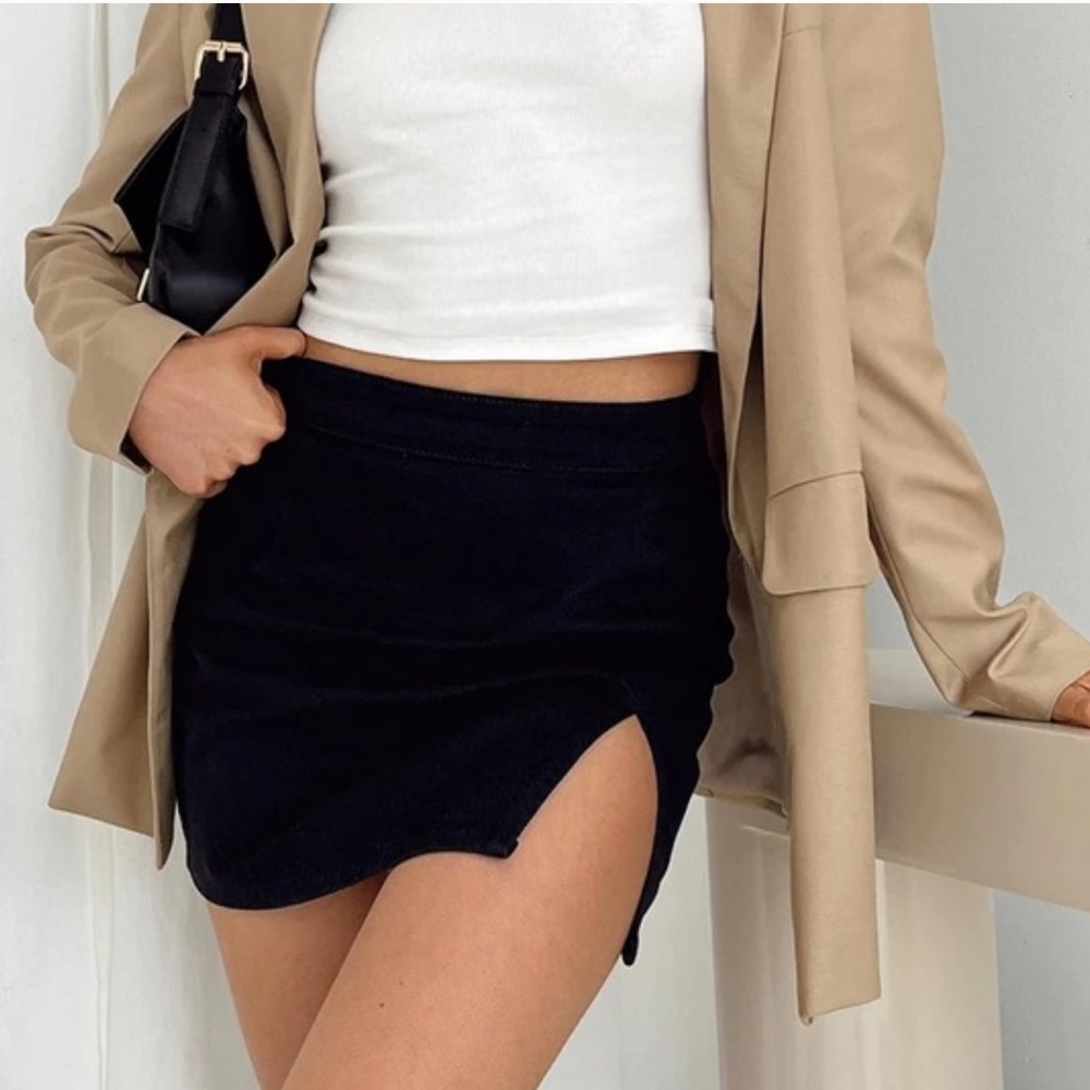 Princess Polly - lioness THE LOLA MINI SKIRT size small